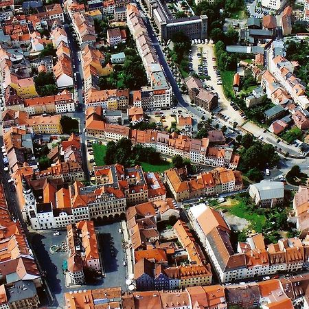 Hotel Und Gasthof Dreibeiniger Hund Görlitz Buitenkant foto