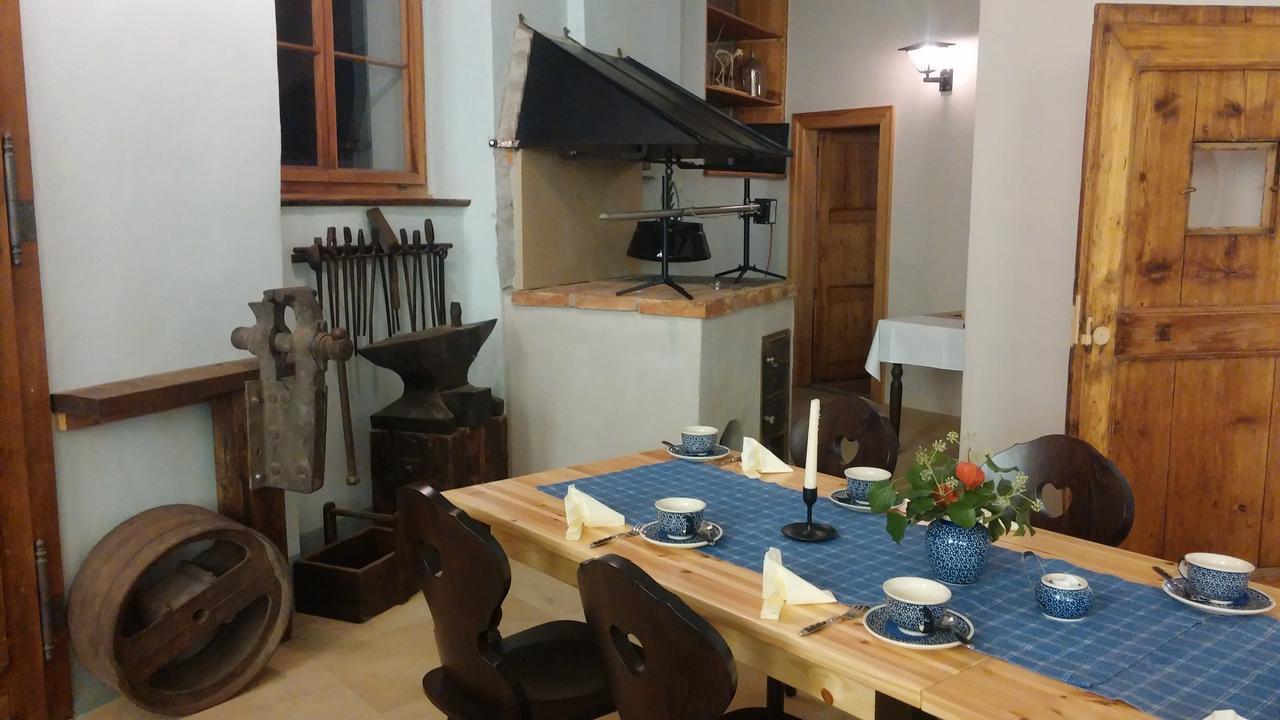 Hotel Und Gasthof Dreibeiniger Hund Görlitz Buitenkant foto